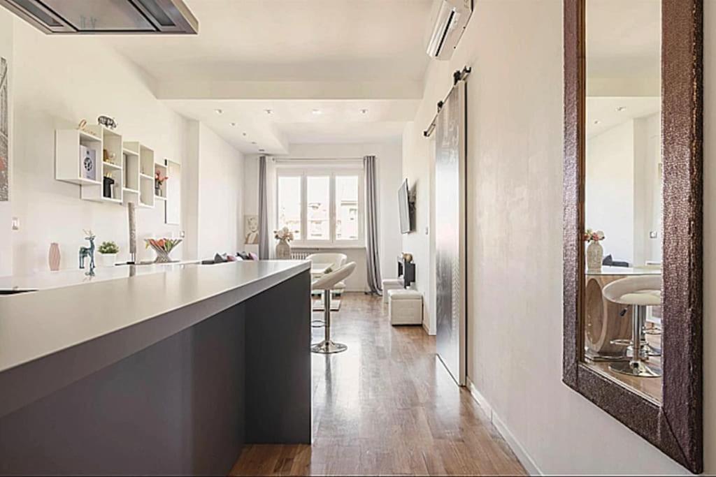 City Life Milan Apartment - Wi-Fi & Smart Tv Buitenkant foto