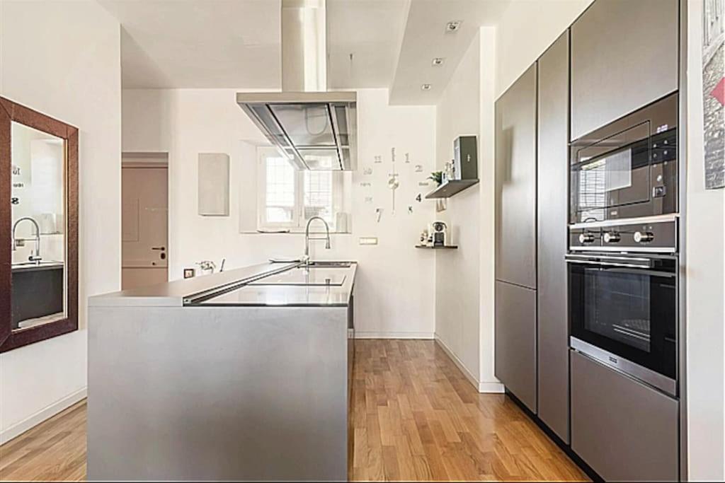 City Life Milan Apartment - Wi-Fi & Smart Tv Buitenkant foto